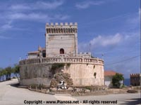 Il forte Teglia. Isola di Pianosa.